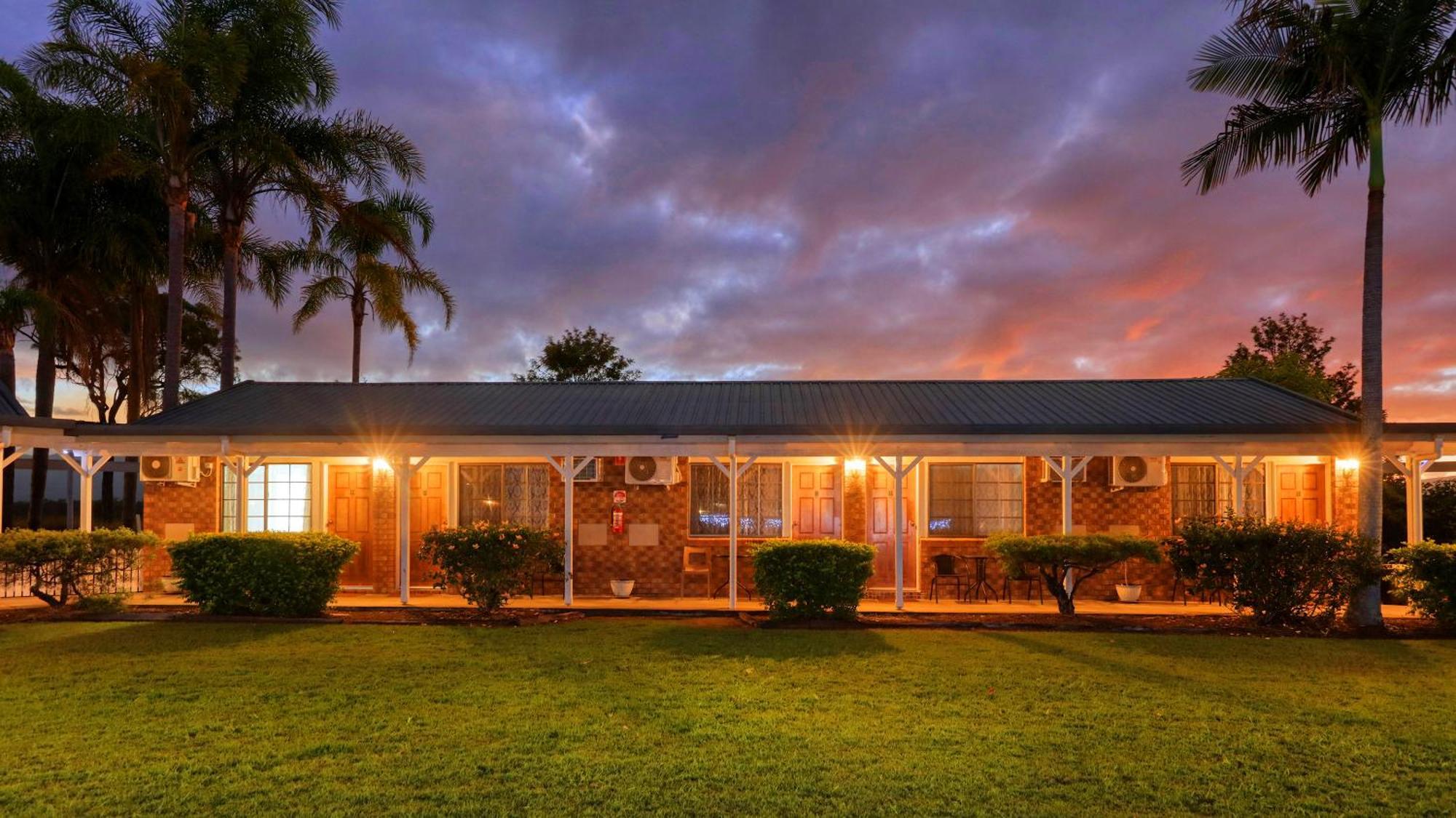 Koorawatha Homestead Motel Bororen エクステリア 写真