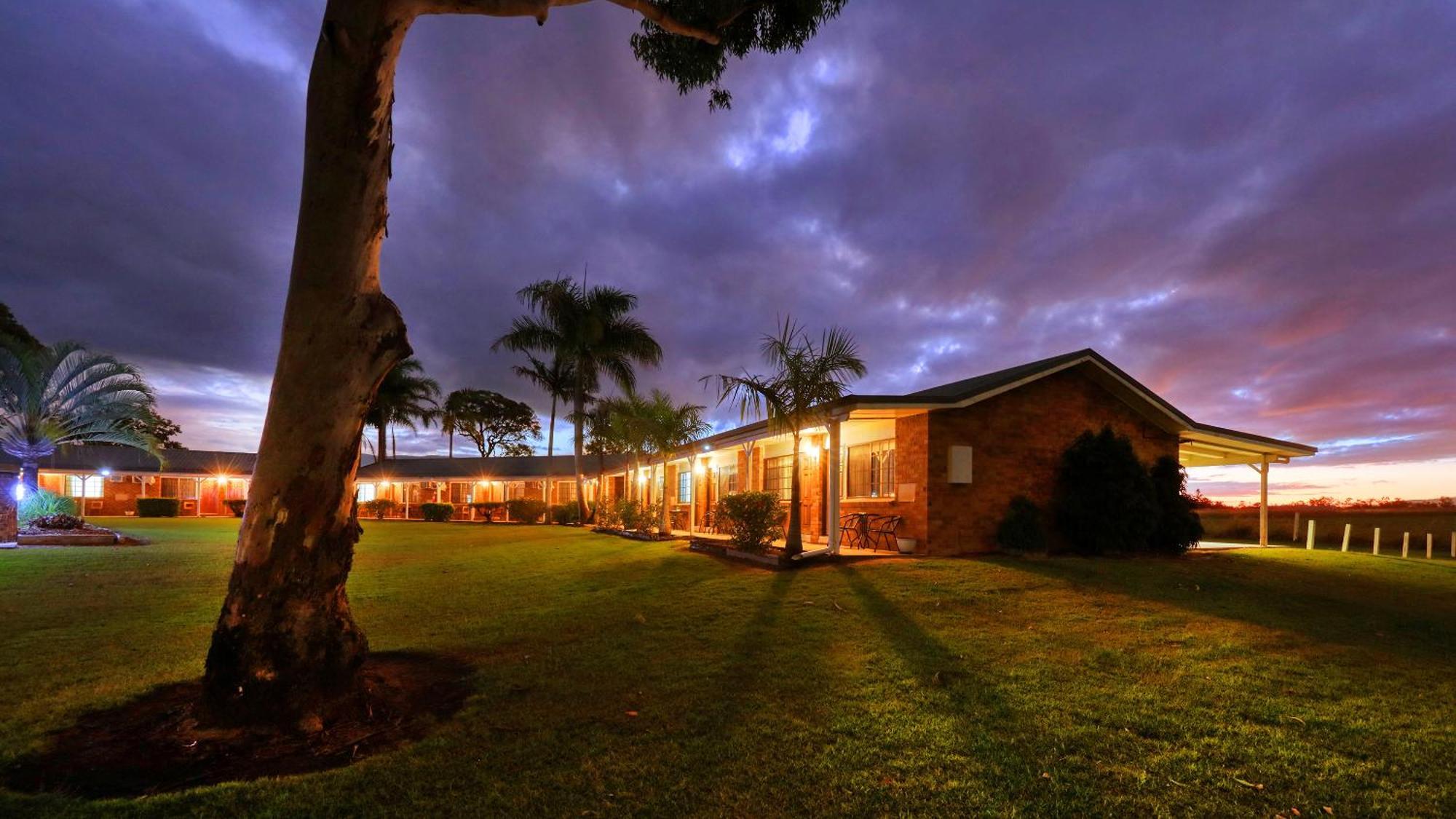 Koorawatha Homestead Motel Bororen エクステリア 写真