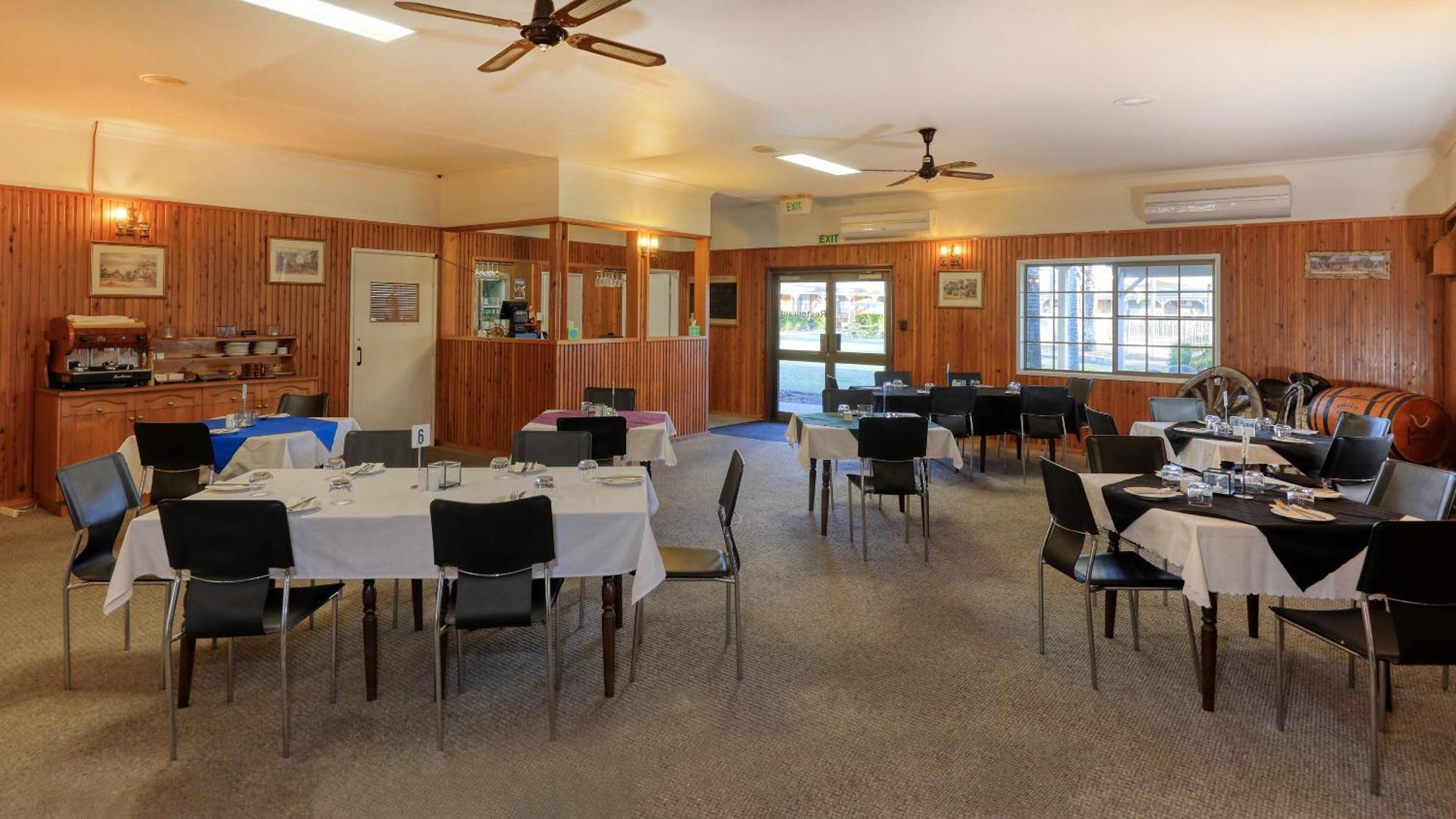 Koorawatha Homestead Motel Bororen エクステリア 写真